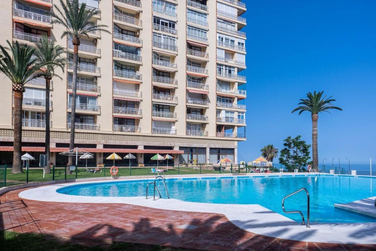 ¡Magnificas Vistas Al Mar! Piscina Y Wifi Gratis Apartment Torremolinos Exterior foto